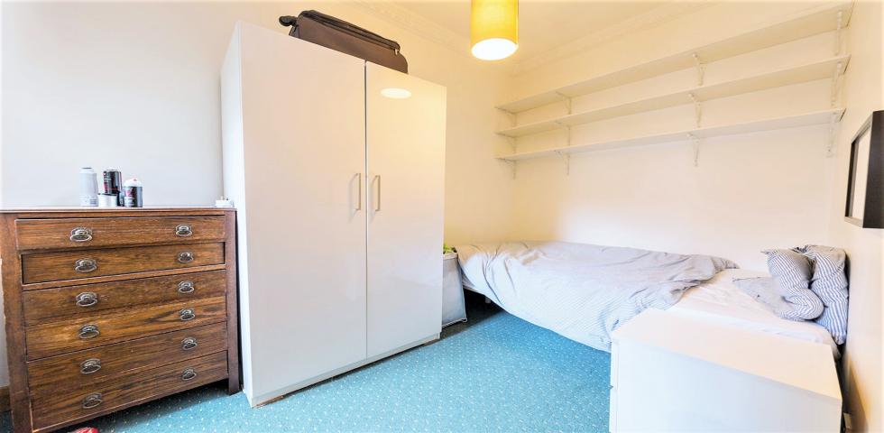 			NEW INSTRUCTION, 2 Bedroom, 1 bath, 1 reception Flat			 Finchley Road, FINCHLEY ROAD